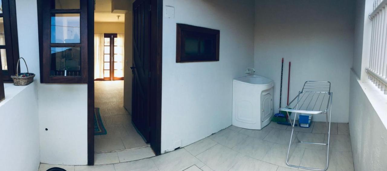 Townhouse Composta Por 4 Triplex Duas A Duas Quadras Do Mar *