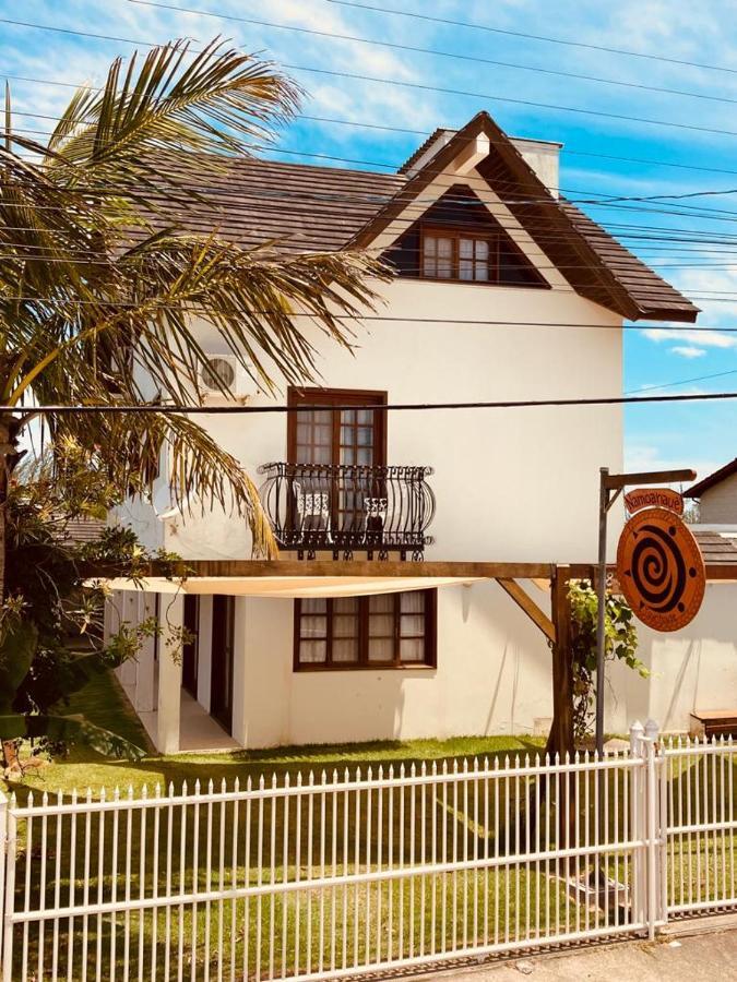 Townhouse Composta Por 4 Triplex Duas A Duas Quadras Do Mar Barra de Ibiraquera