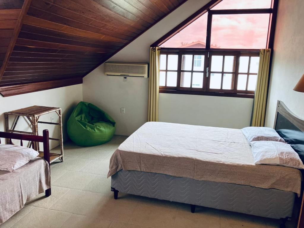 Townhouse Composta Por 4 Triplex Duas A Duas Quadras Do Mar Apartment *