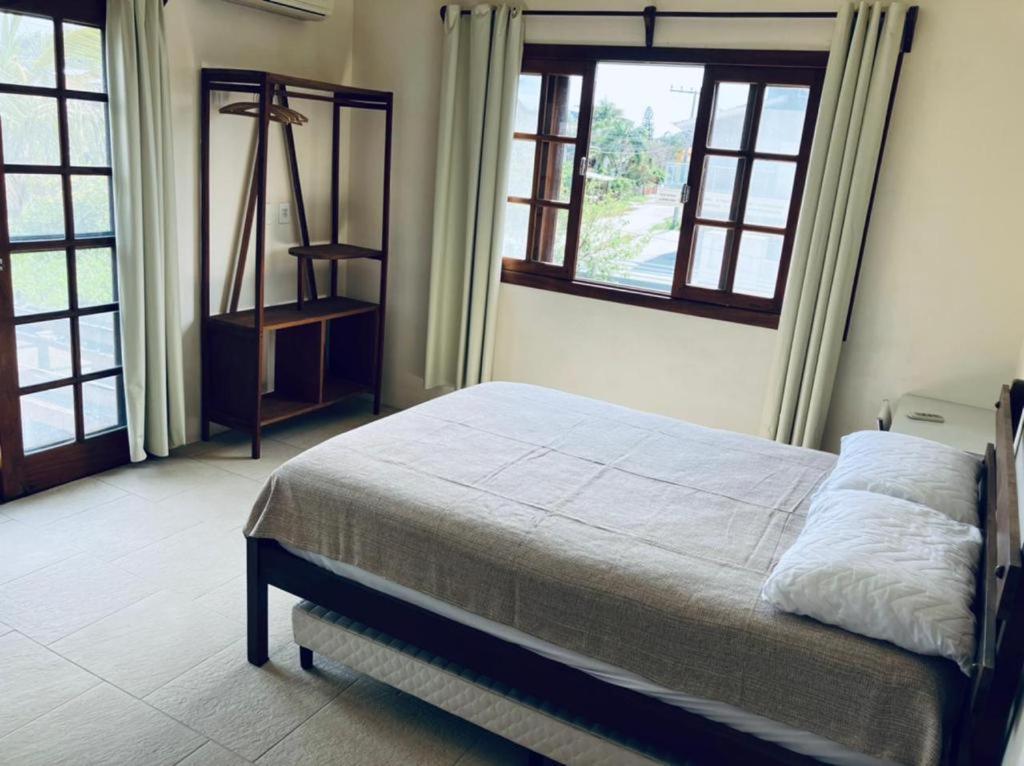Apartment Townhouse Composta Por 4 Triplex Duas A Duas Quadras Do Mar Barra de Ibiraquera