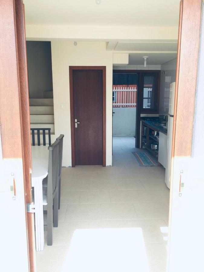 Townhouse Composta Por 4 Triplex Duas A Duas Quadras Do Mar Apartment *