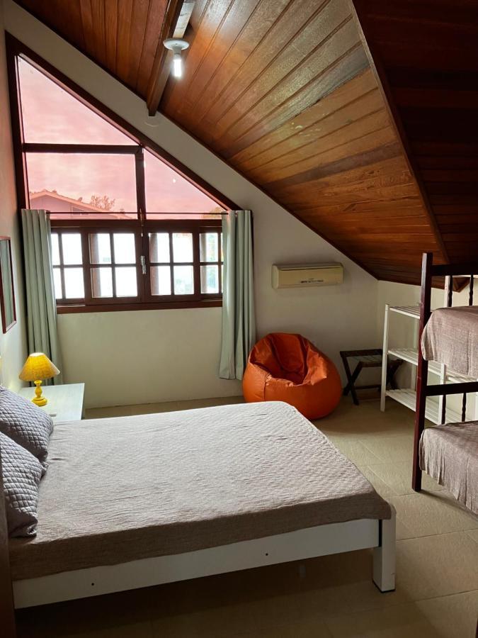 Townhouse Composta Por 4 Triplex Duas A Duas Quadras Do Mar