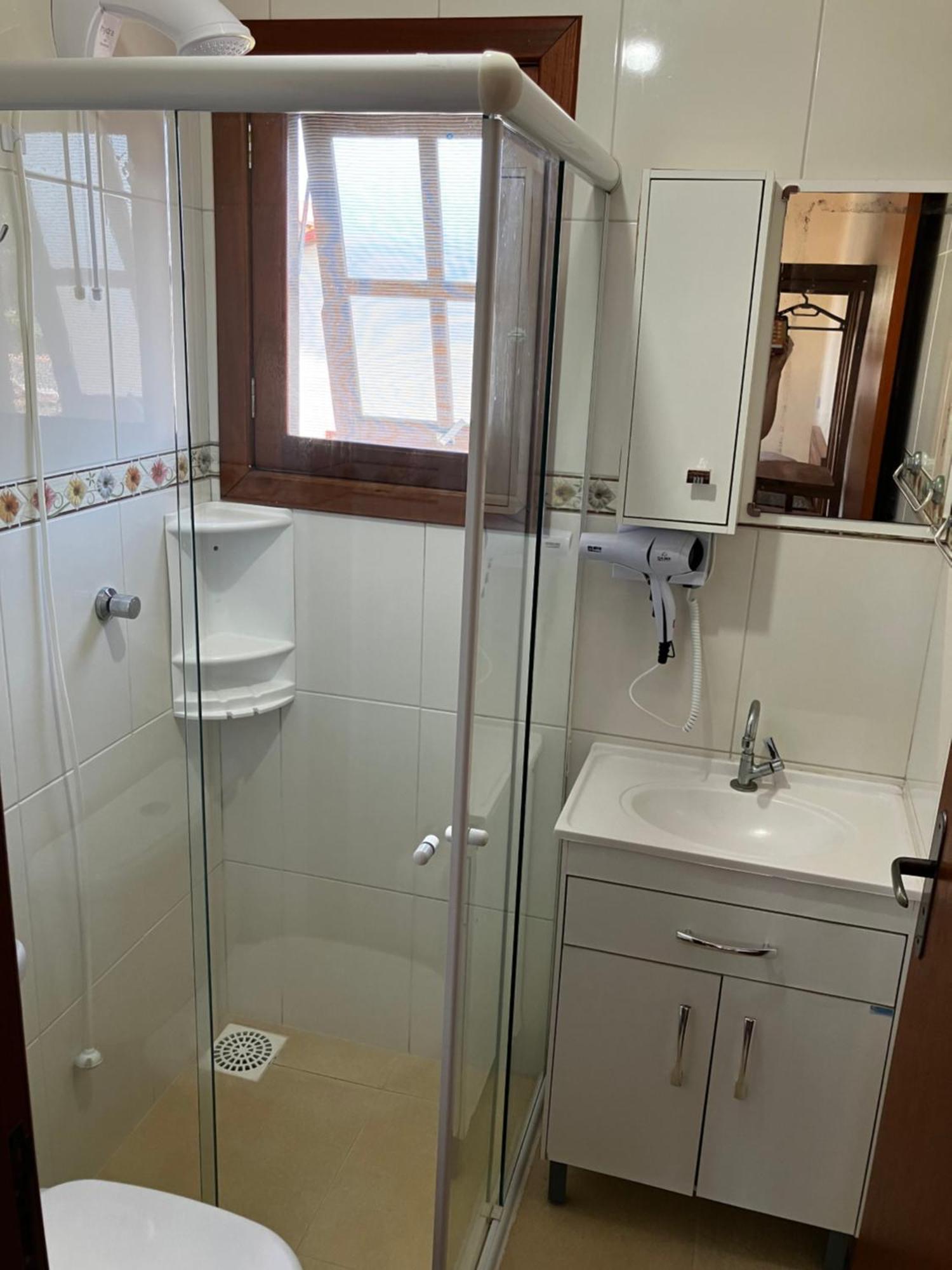 Townhouse Composta Por 4 Triplex Duas A Duas Quadras Do Mar * Barra de Ibiraquera
