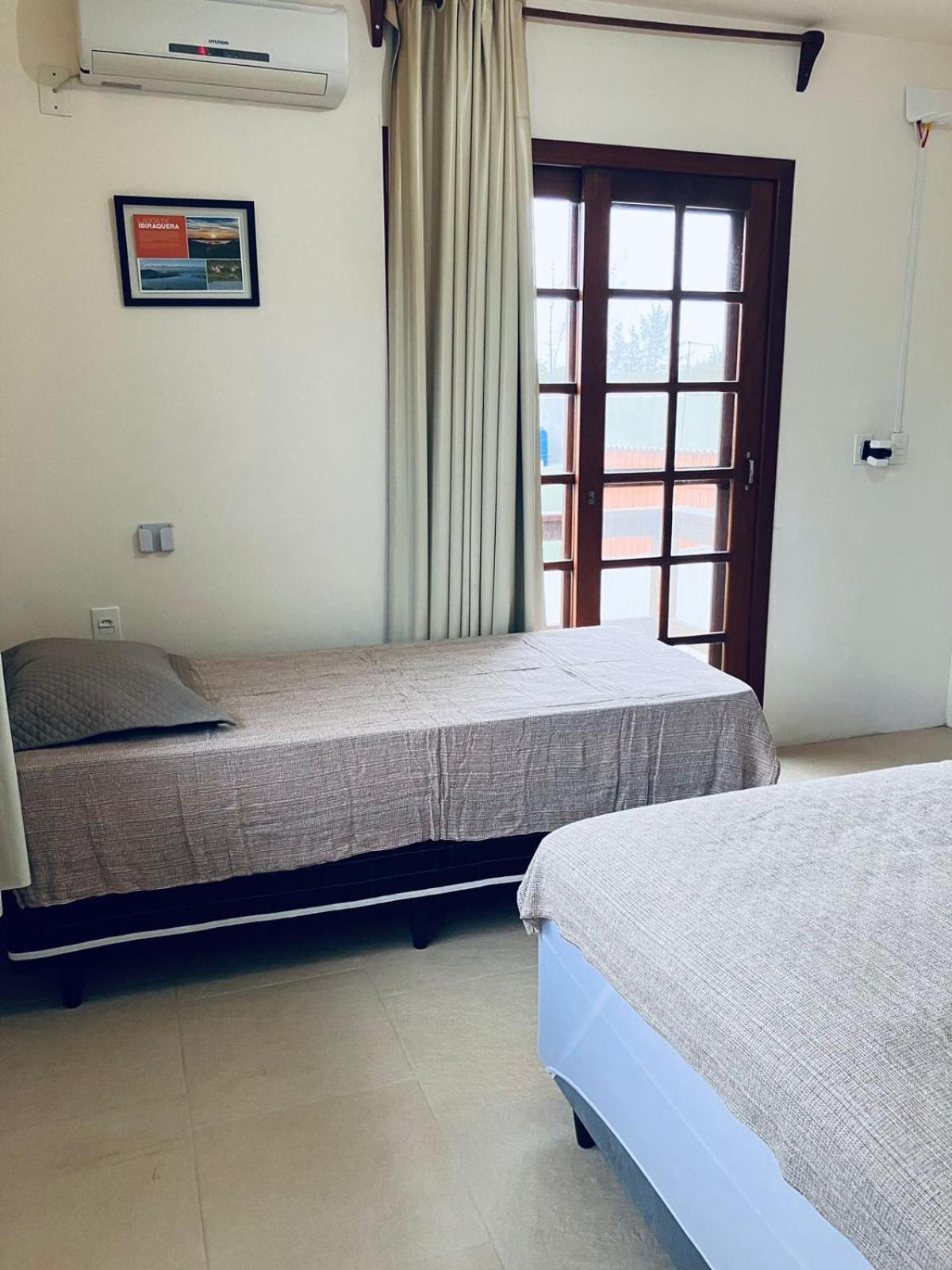Townhouse Composta Por 4 Triplex Duas A Duas Quadras Do Mar *