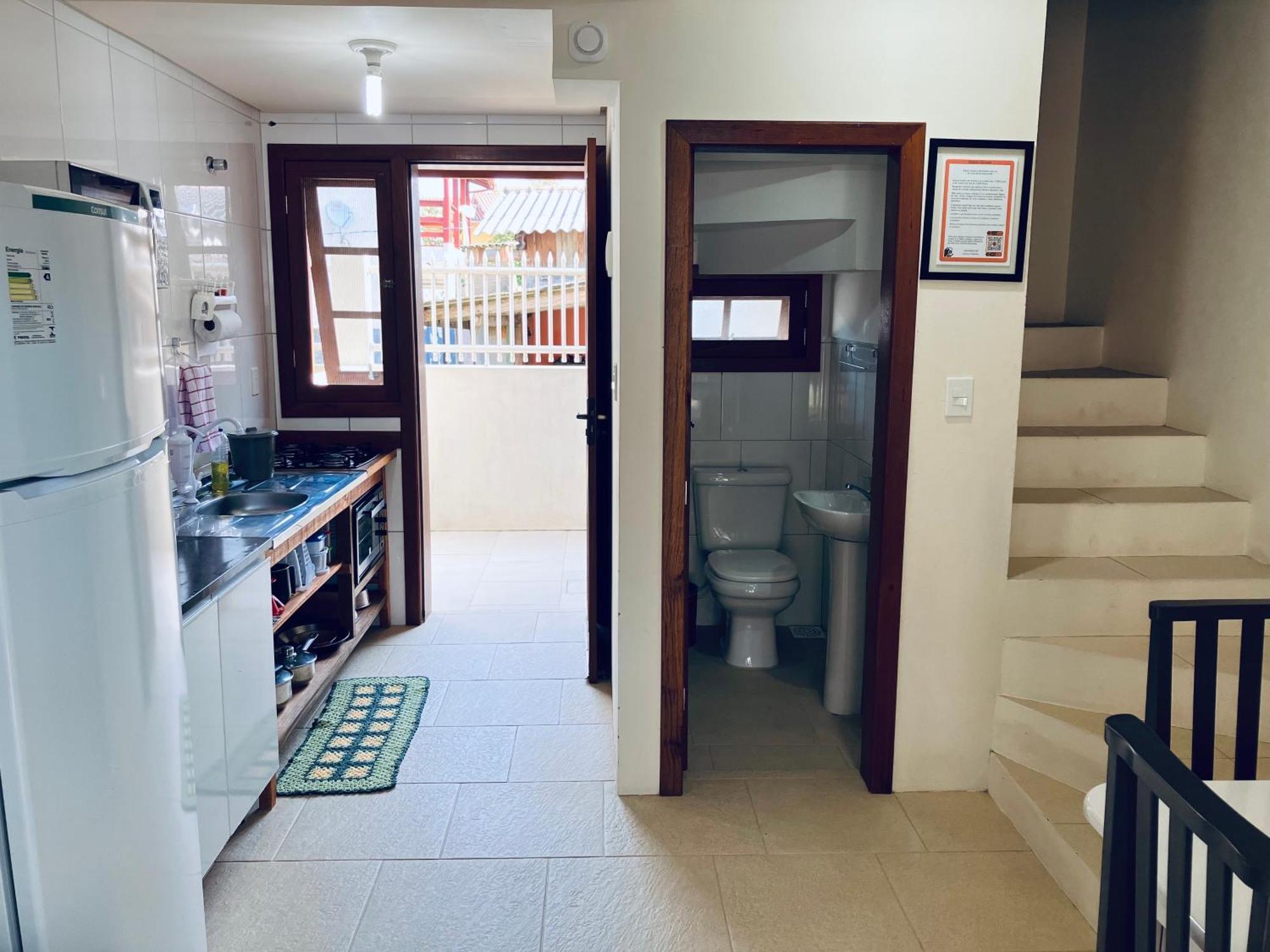 Apartment Townhouse Composta Por 4 Triplex Duas A Duas Quadras Do Mar